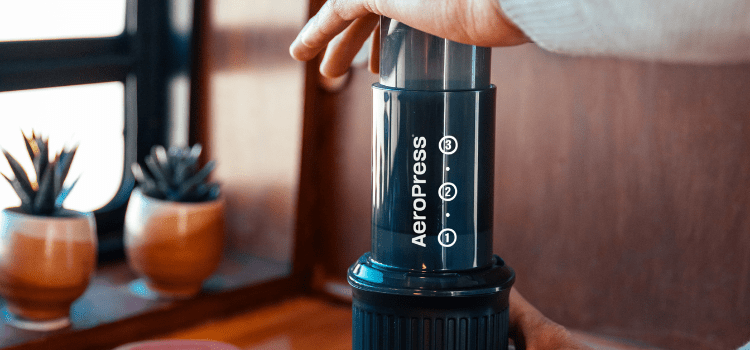 How to Use an Aeropress® - Pinup Coffee Co